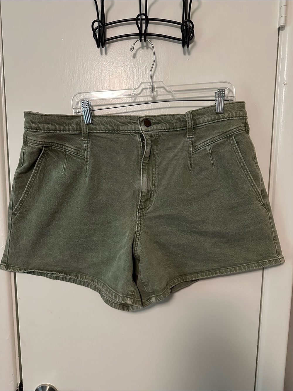 Universal Thread Olive Green Midi Shorts